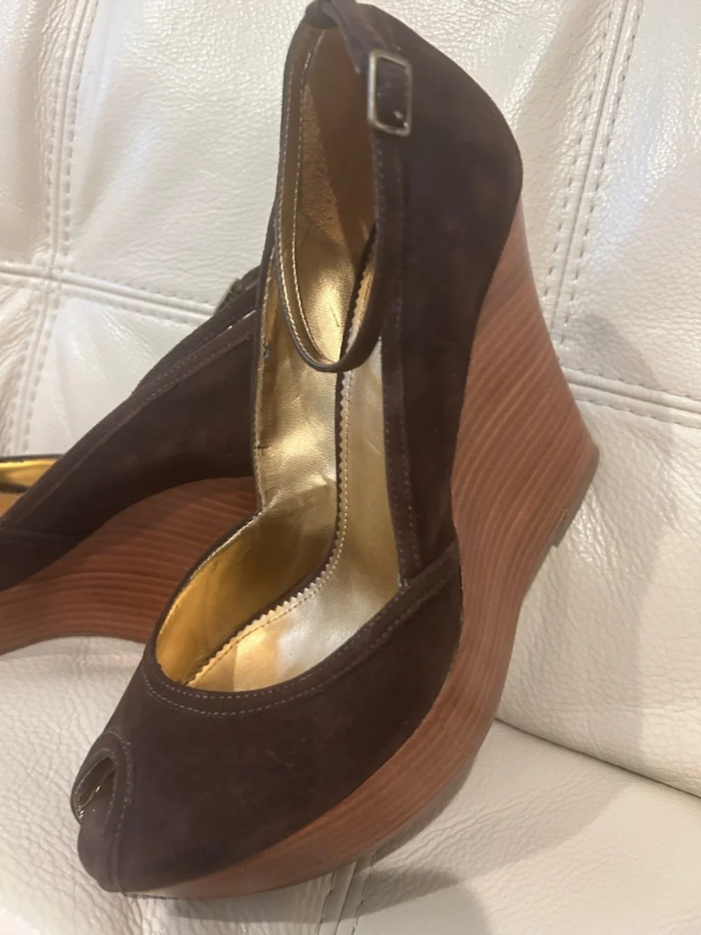 Guess by Marciano brown suede peep-toe wedge heels Women’s size 7.5M